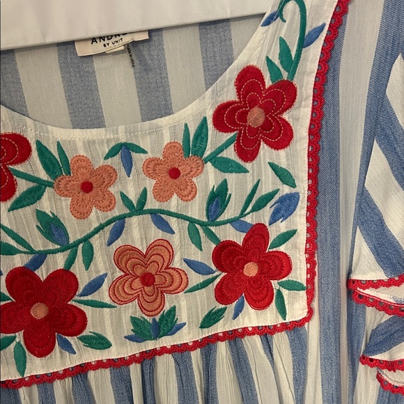 ANDREE BY UNIT Blue and White Striped Blouse with Red Floral Embroidery - Picture 4 of 8